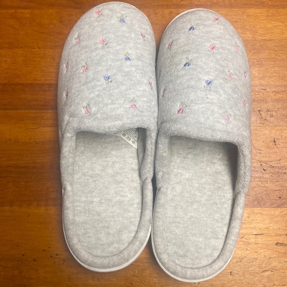 Isotoner Gray Slippers with Floral Accents